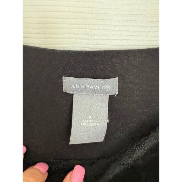 Ann Taylor black tank top size small - Picture 3 of 4